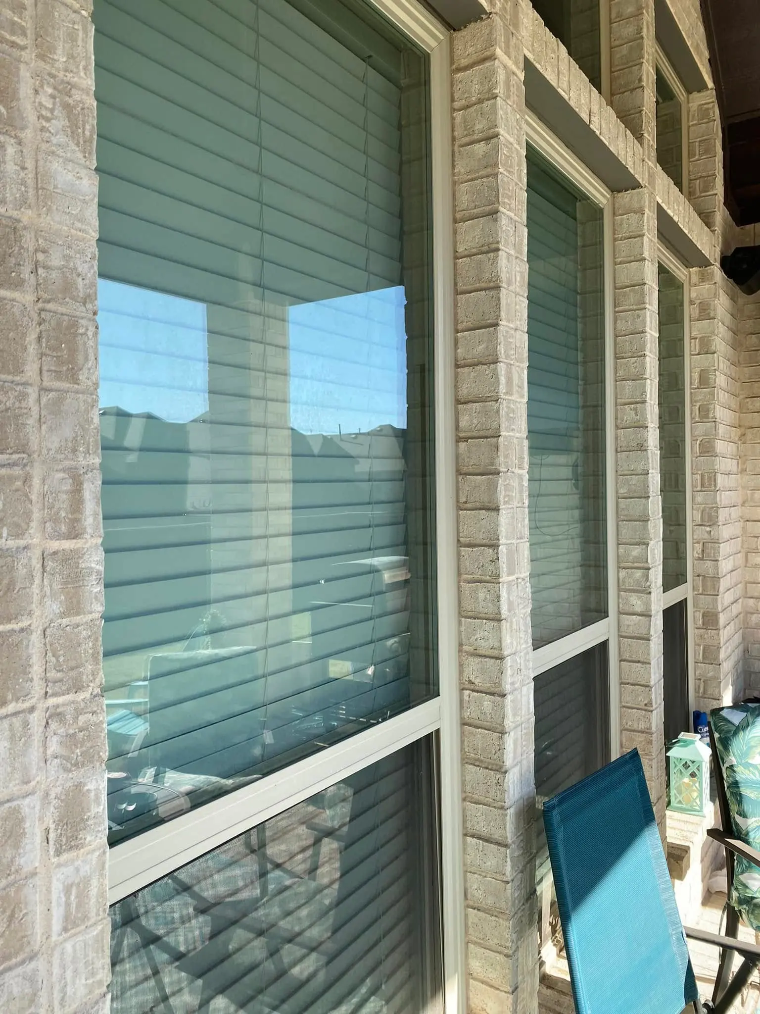 Stone brick home windows cleaned to a spot-free shine